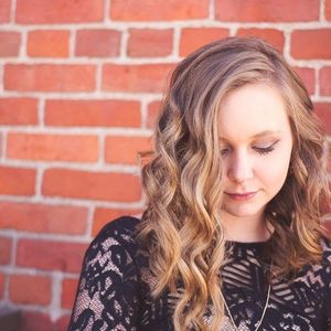 Meet your Posher, Kenzie